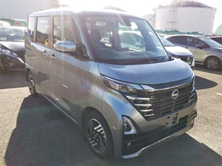 NISSAN ROOX 2023
