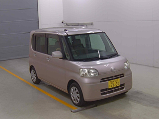 DAIHATSU TANTO 2013