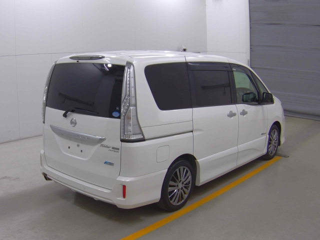 NISSAN SERENA 2014