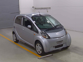 MITSUBISHI I 2010