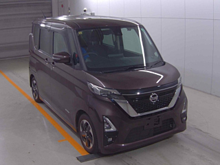 NISSAN ROOX 2020