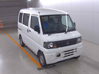 MITSUBISHI MINICAB VAN 2011