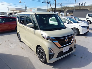 NISSAN ROOX 2021