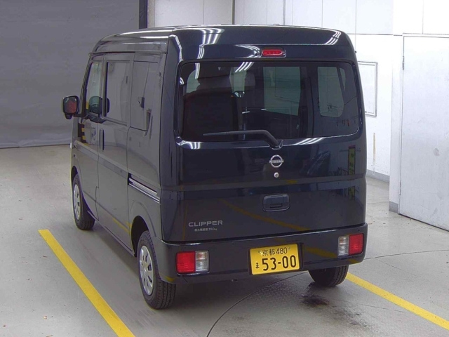 NISSAN CLIPPER VAN 2024