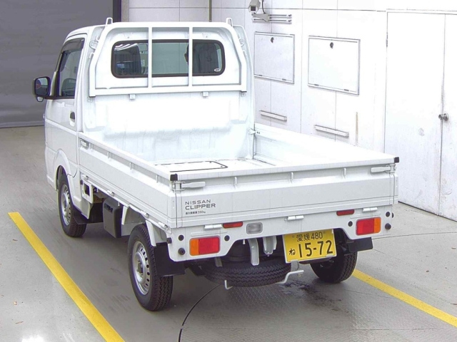 NISSAN CLIPPER TRUCK 2025