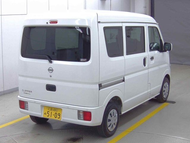 NISSAN CLIPPER VAN 2024