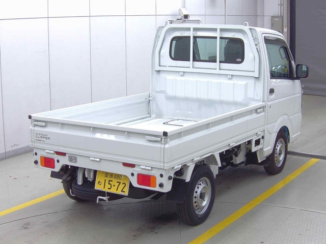 NISSAN CLIPPER TRUCK 2025