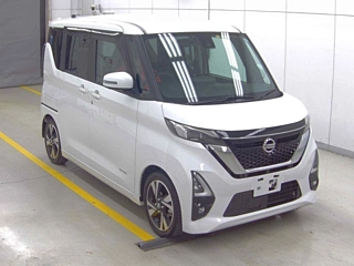 NISSAN ROOX 2022