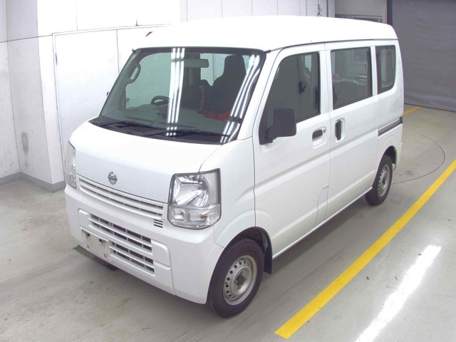 NISSAN CLIPPER VAN 2015