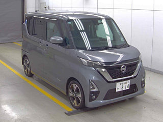 NISSAN ROOX 2021