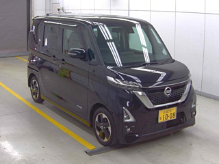 NISSAN ROOX 2021