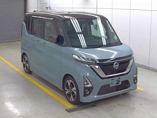 NISSAN ROOX 2023