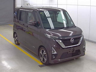 NISSAN ROOX 2020