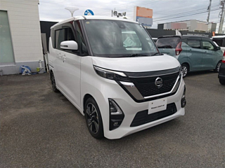 NISSAN ROOX 2020