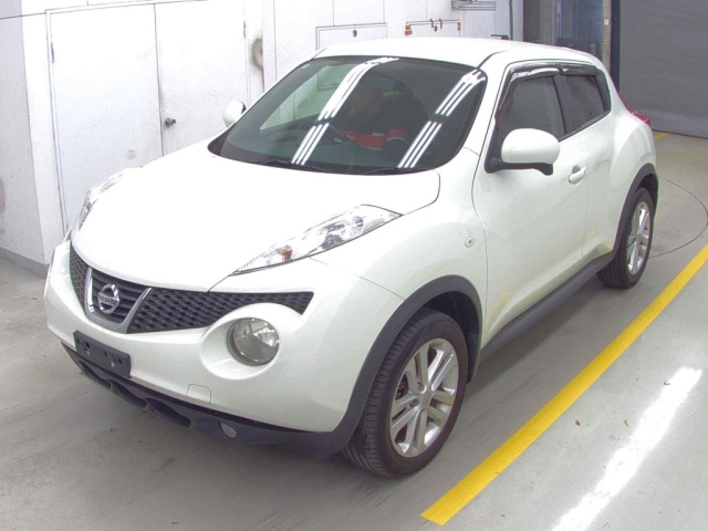 NISSAN JUKE 2012