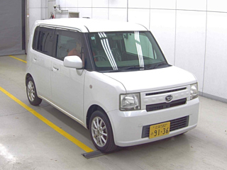 DAIHATSU MOVE CONTE 2011