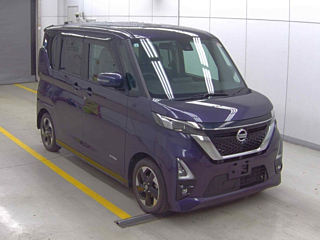 NISSAN ROOX 2021