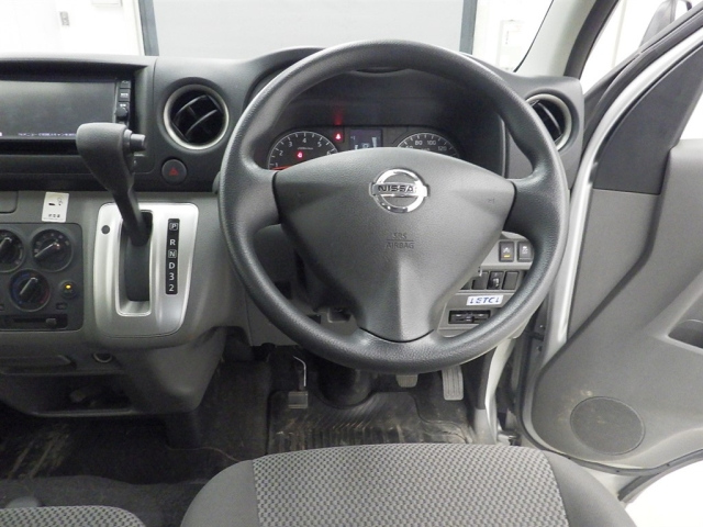 NISSAN CARAVAN VAN 2019