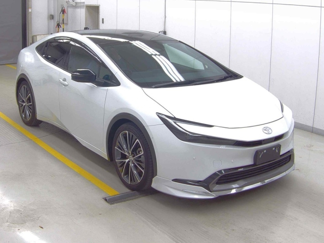 TOYOTA PRIUS 2023