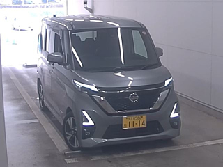 NISSAN ROOX 2021