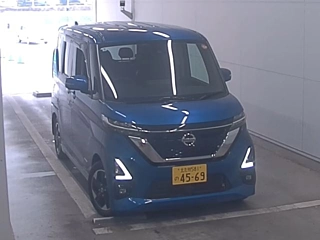 NISSAN ROOX 2022