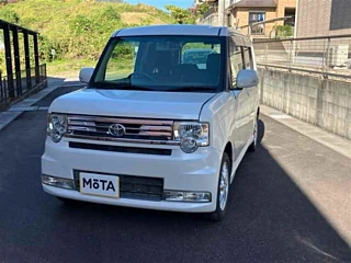 TOYOTA PIXIS SPACE 2012