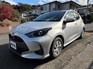 TOYOTA YARIS 2021