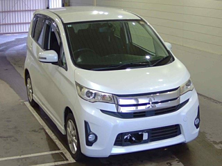 MITSUBISHI EK CUSTOM 2013