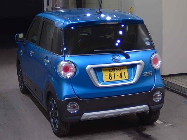 DAIHATSU CAST 2015