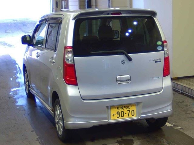 SUZUKI WAGON R 2013