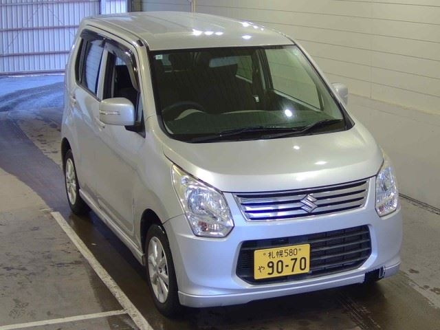 SUZUKI WAGON R 2013