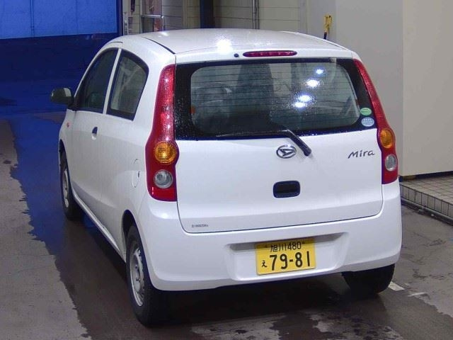 DAIHATSU MIRA 2015