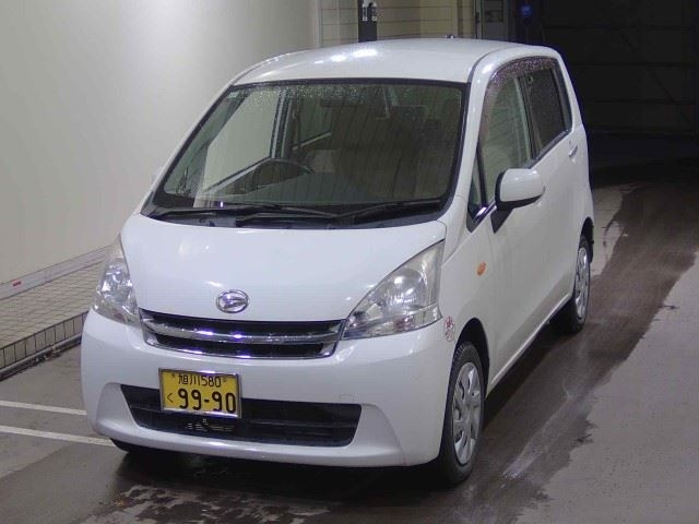 DAIHATSU MOVE 2011