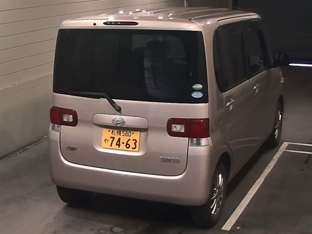 DAIHATSU TANTO 2013