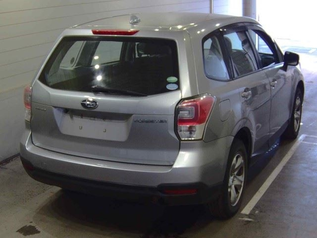 SUBARU FORESTER 2016