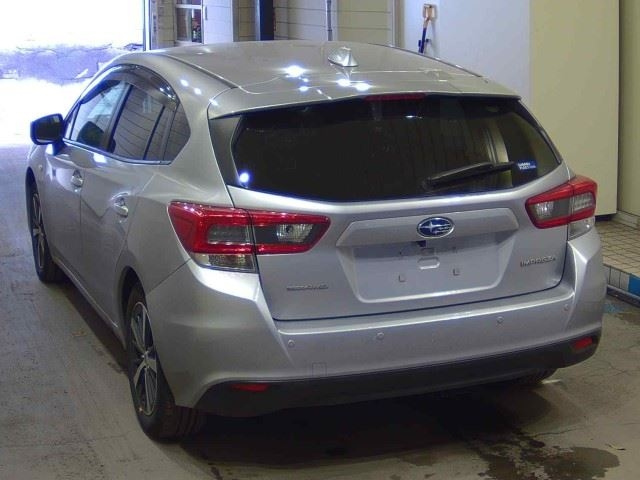 SUBARU IMPREZA 2021