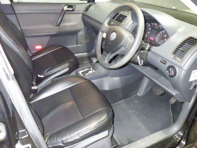 VOLKSWAGEN POLO 2009