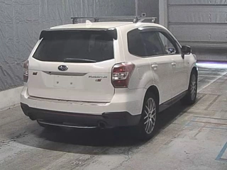 SUBARU FORESTER 2015