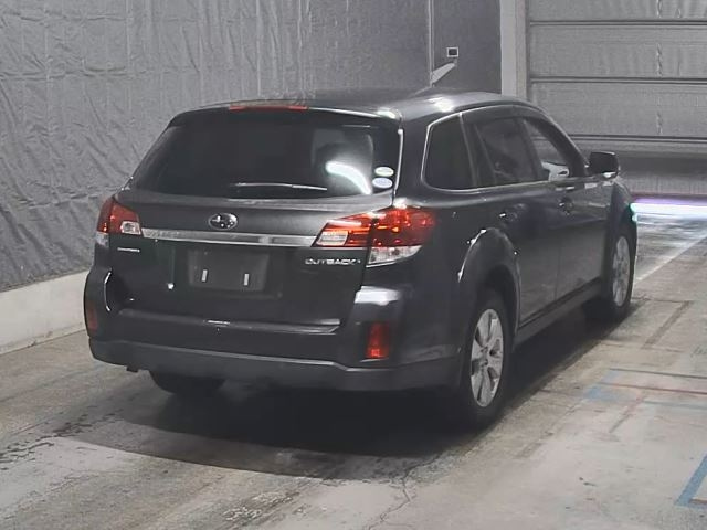 SUBARU LEGACY OUTBACK 2010