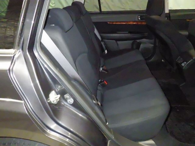 SUBARU LEGACY OUTBACK 2010