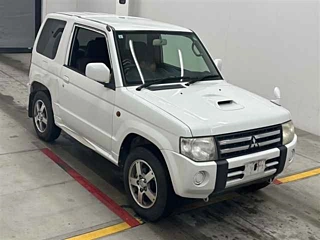 MITSUBISHI PAJERO MINI 2011