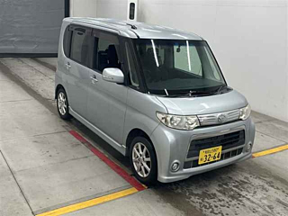 DAIHATSU TANTO 2013