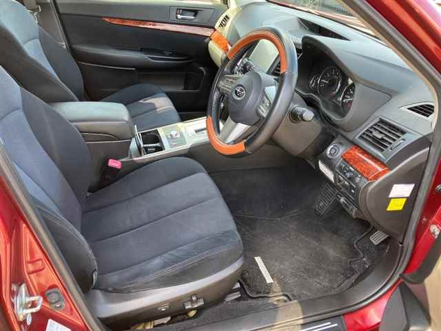 SUBARU LEGACY OUTBACK 2010