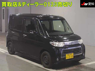 DAIHATSU TANTO 2011