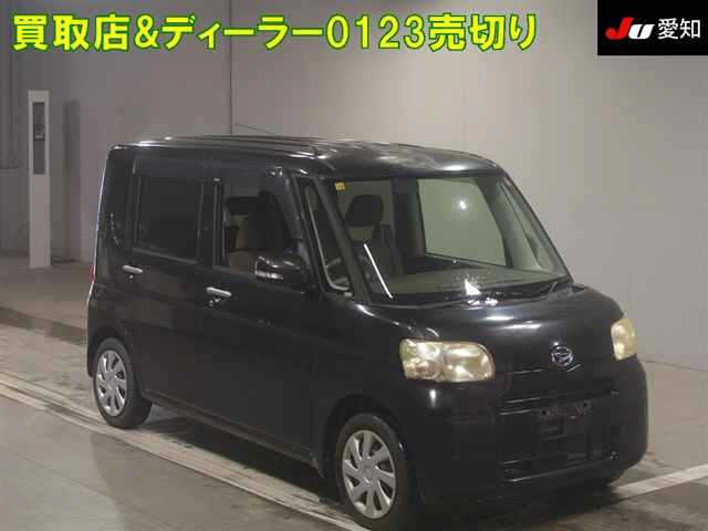 DAIHATSU TANTO 2010