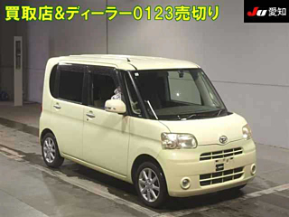DAIHATSU TANTO 2011