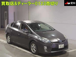 TOYOTA PRIUS 2011