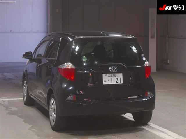 TOYOTA RACTIS 2011