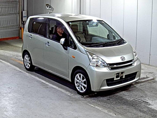 DAIHATSU MOVE 2013