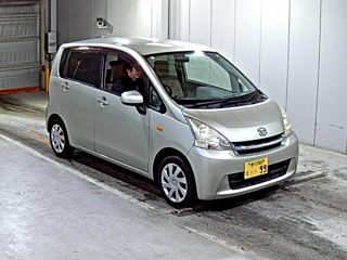 DAIHATSU MOVE 2011